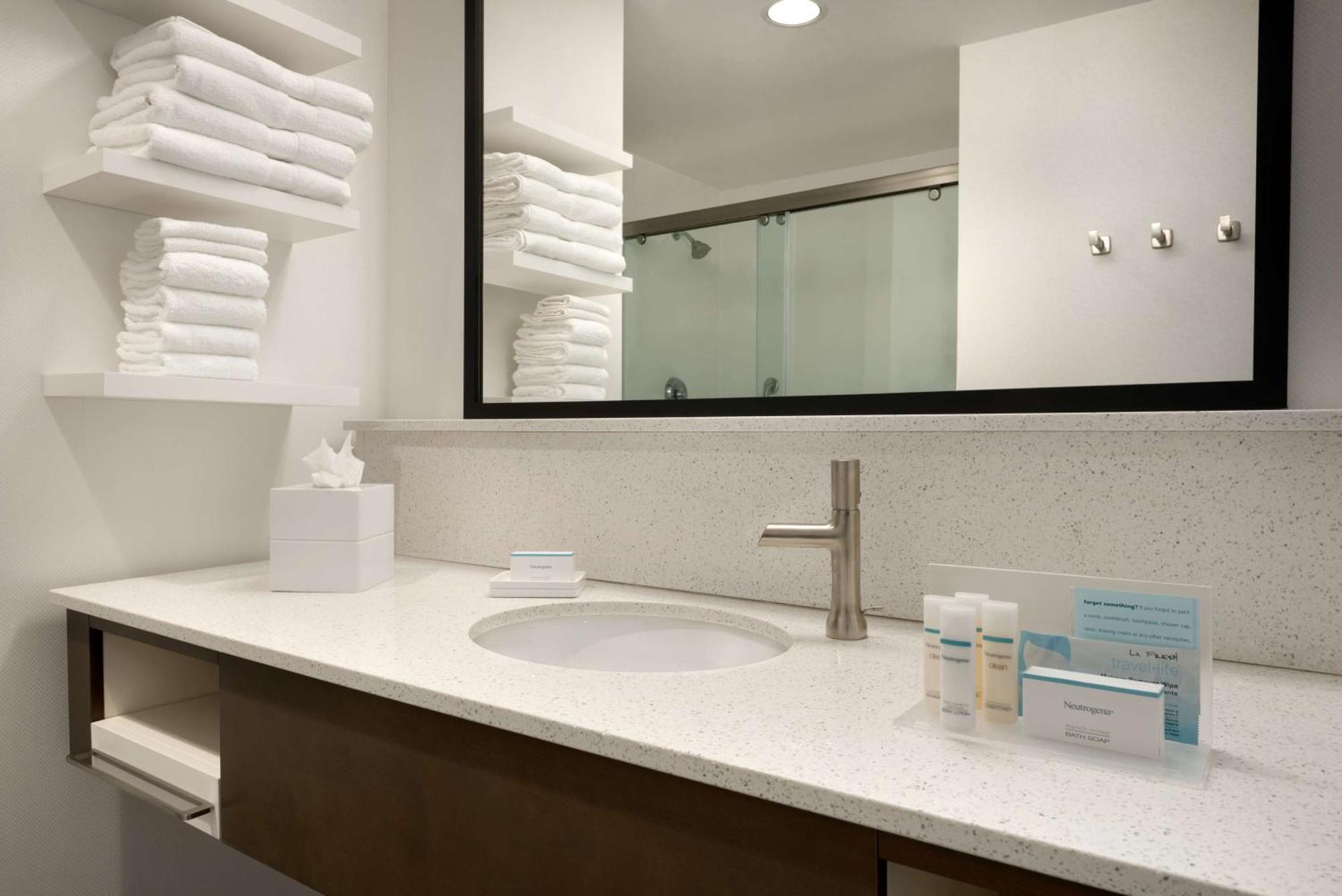 Hampton Inn By Hilton Spring Hill, Tn Kedron